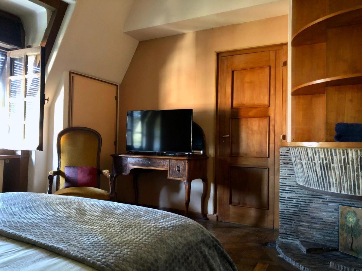 Le Logis D'Arniere Bed & Breakfast Saint Cyr-sous-Dourdan Ngoại thất bức ảnh